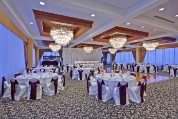 Grand Ballroom Holiday Inn Chicago